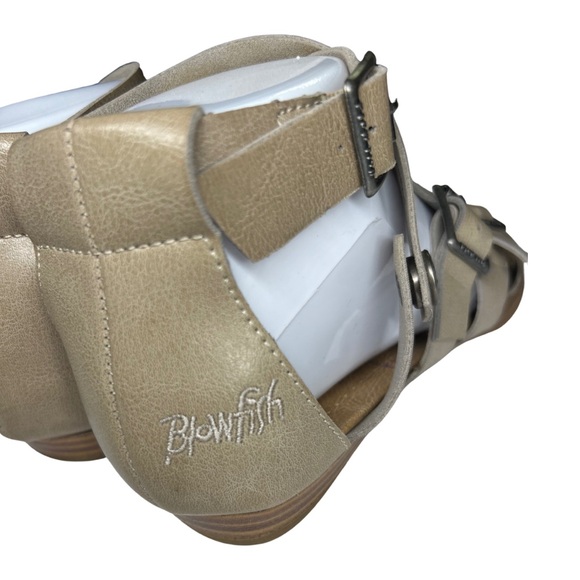Blowfish gladiator strappy sandal 7.5 tan neutral summer casual vacation beach - Picture 7 of 10